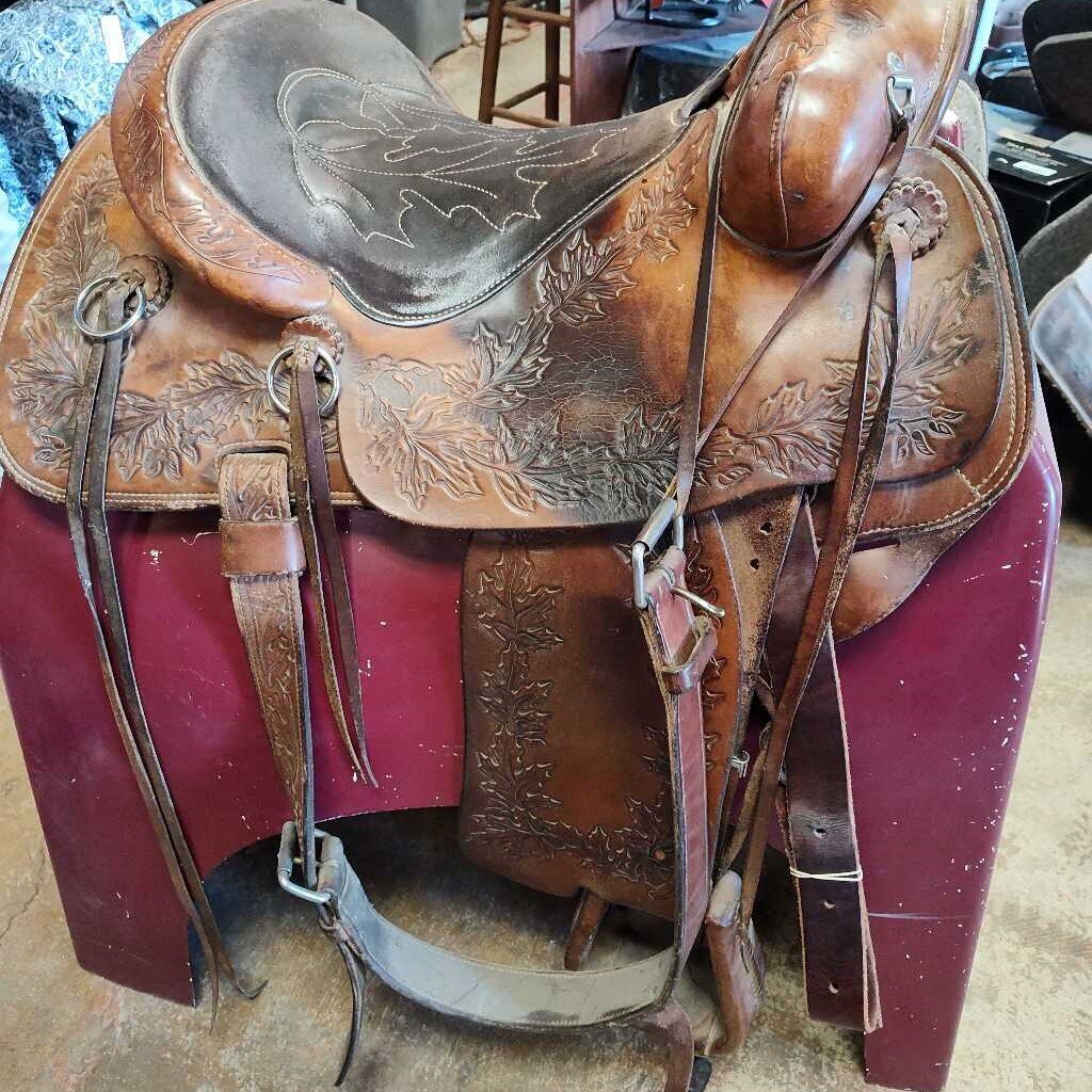 Trail saddle