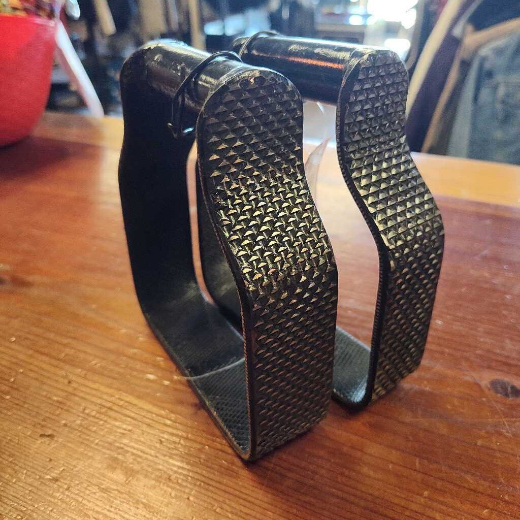 Rasp style stirrups