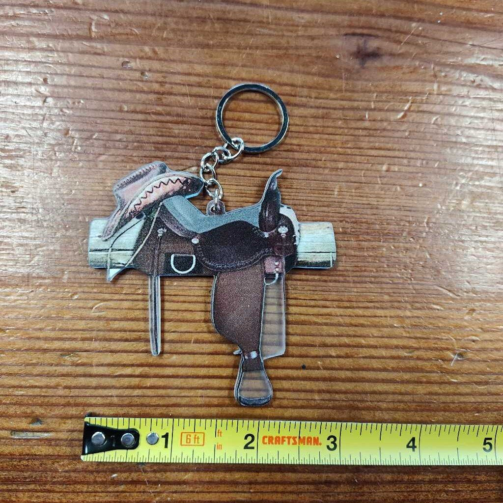 Saddle keychain