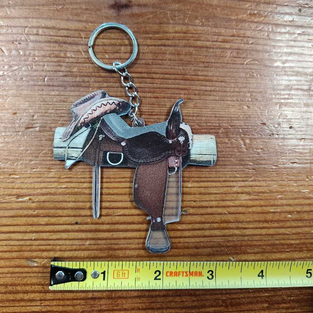 Saddle keychain