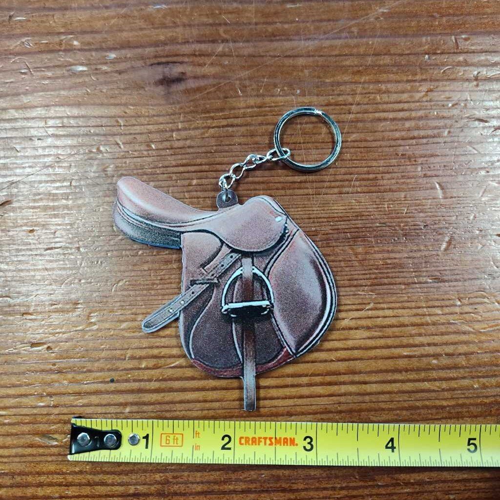 Saddle keychain