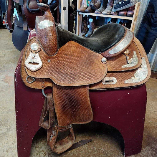 Great starter show saddle