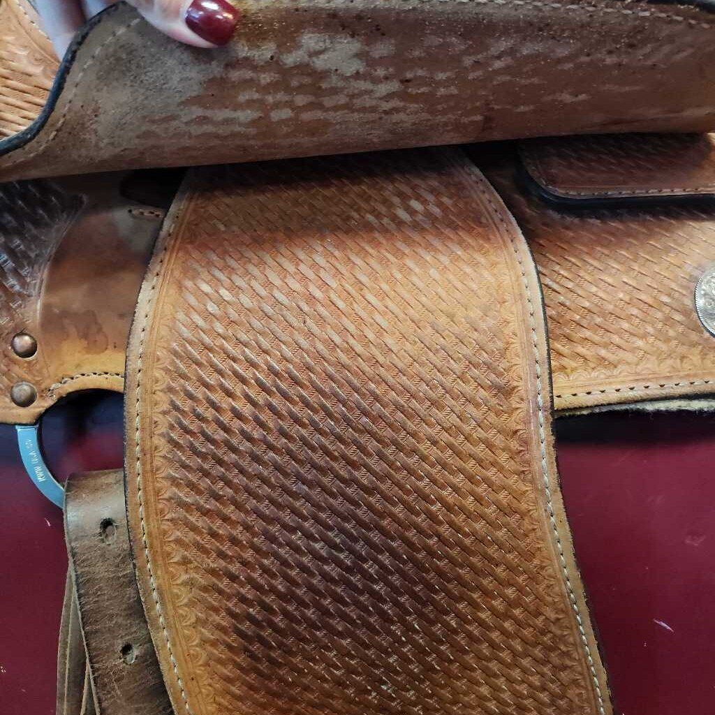 Great starter show saddle