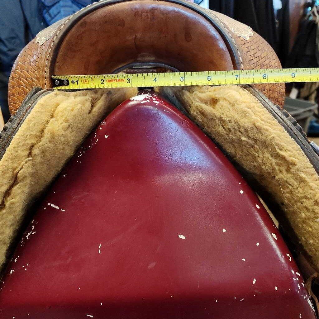 Great starter show saddle