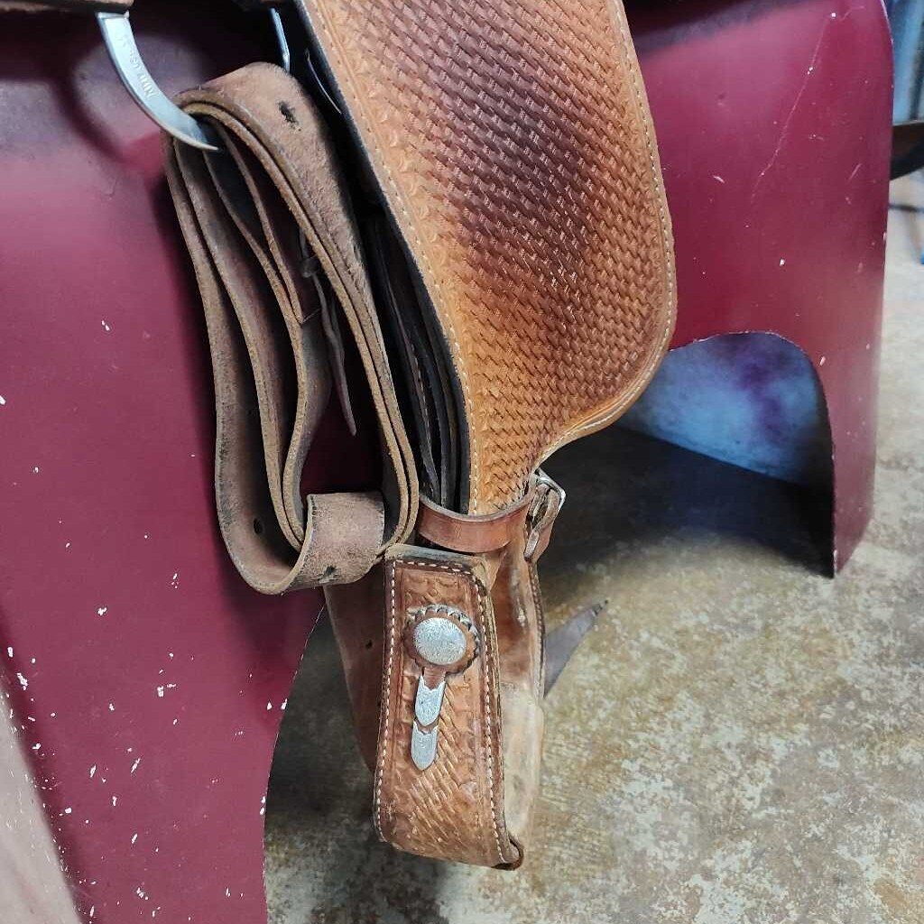 Great starter show saddle