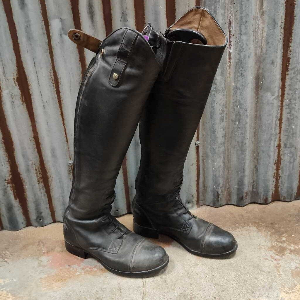 Field boot