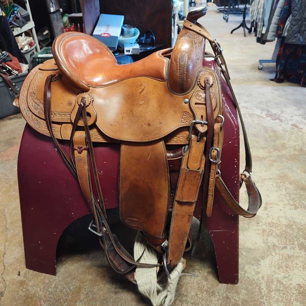 working ranch/ reining saddle