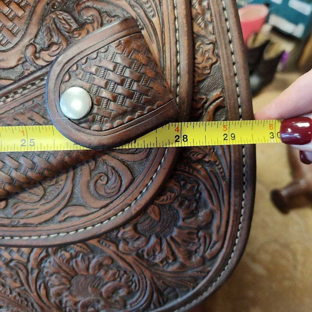 Beautiful cowhorse/ reining saddle