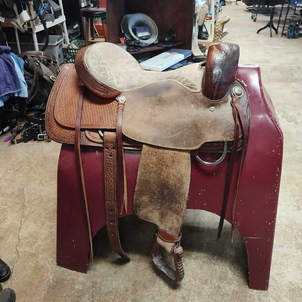 Barrel saddle