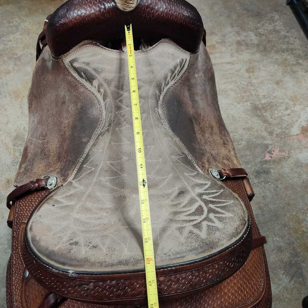 Barrel saddle