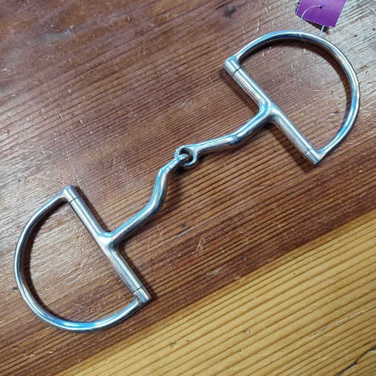 D ring- snaffle low port