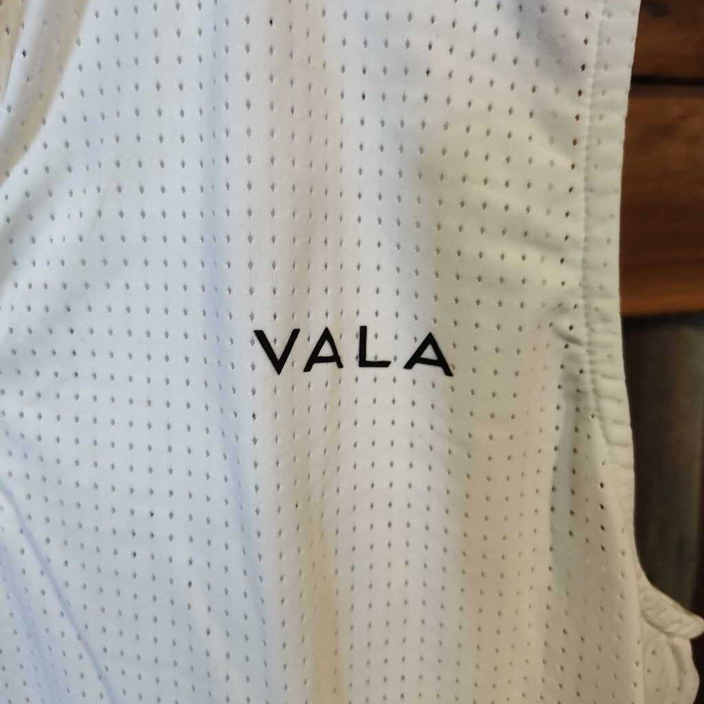 Sleeveless