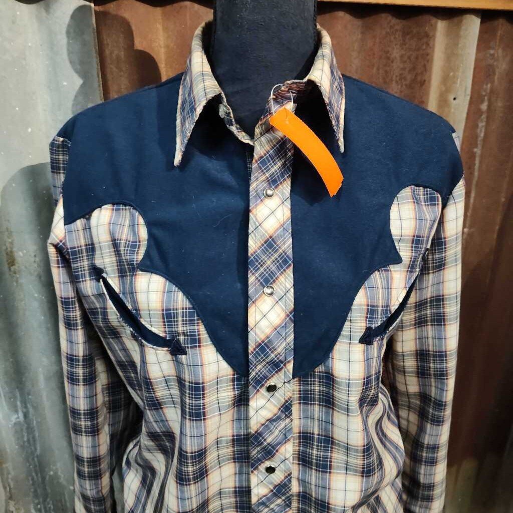 Long sleeve snaps- ladies