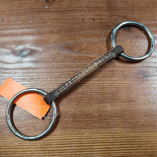 Leather mouth round ring