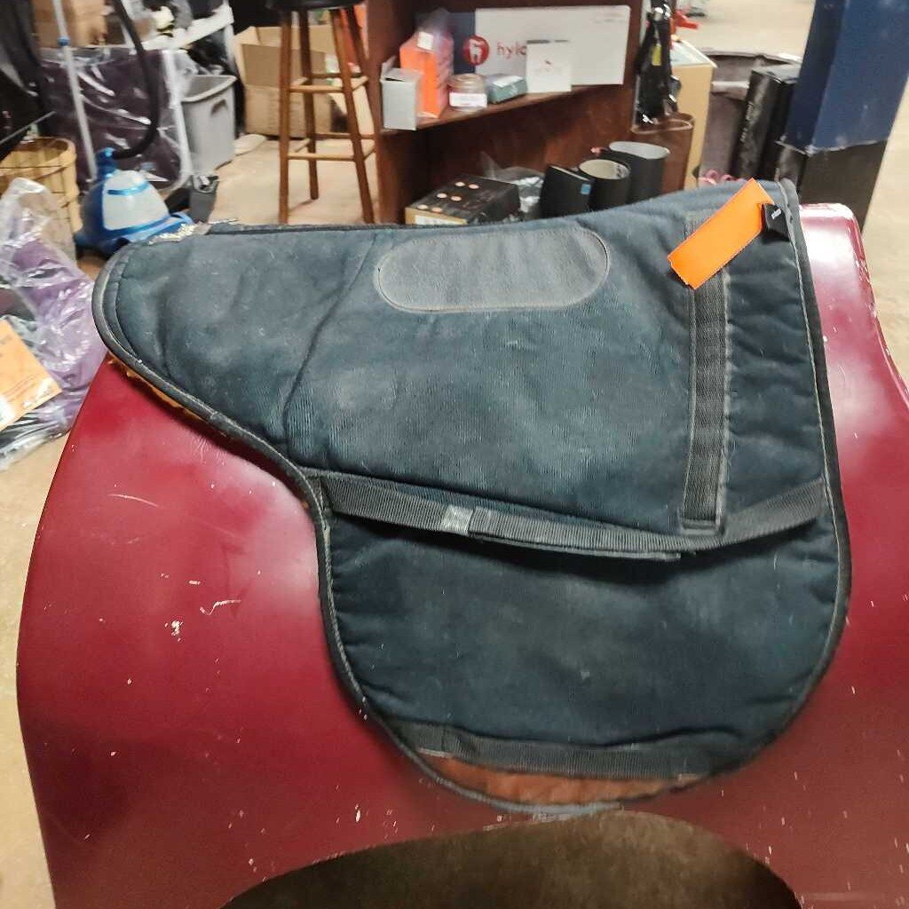 Dressage pad