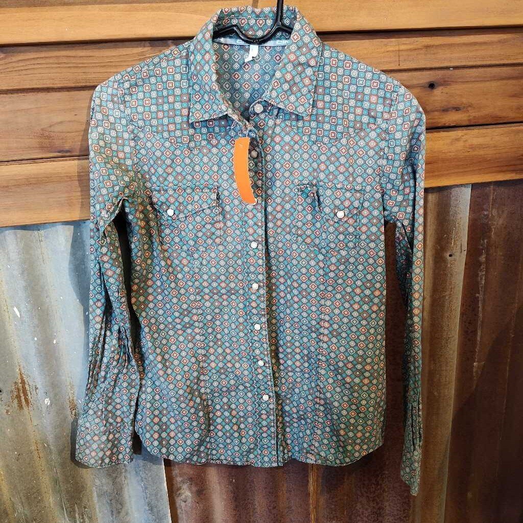 ladies-long sleeve button down
