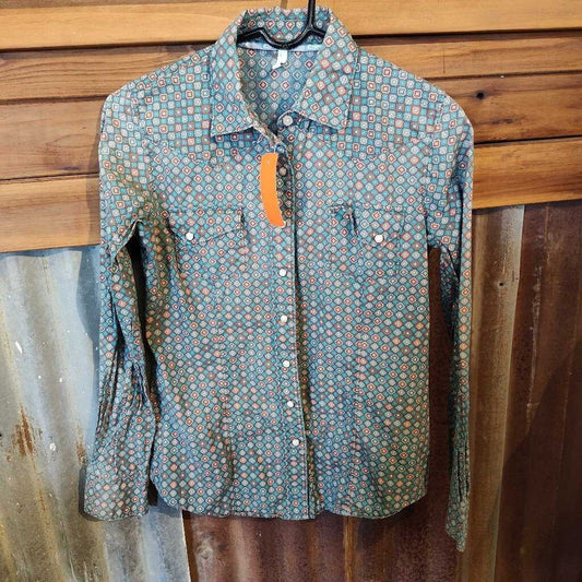 ladies-long sleeve button down