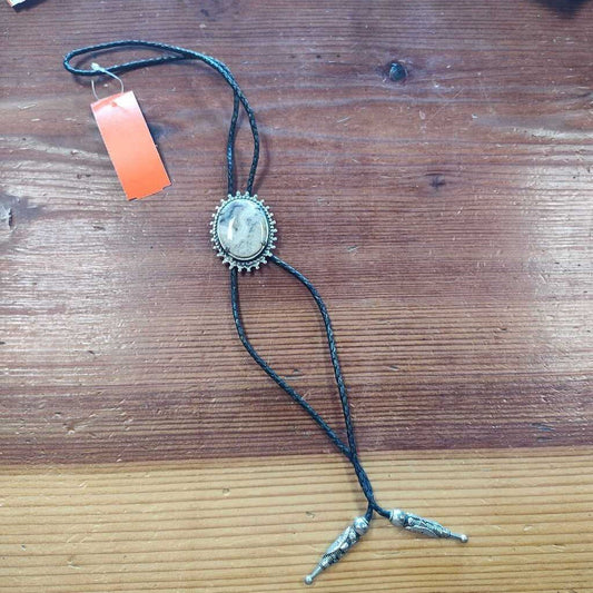 bolo tie