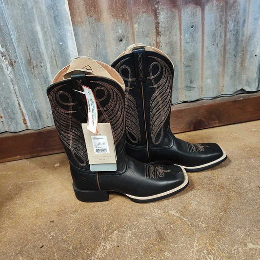New with tags- ladies