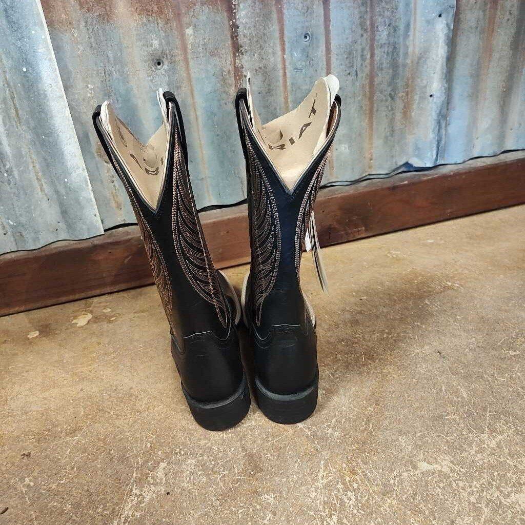 New with tags- ladies