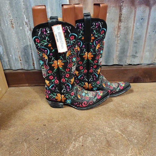 Beautiful ladies boots