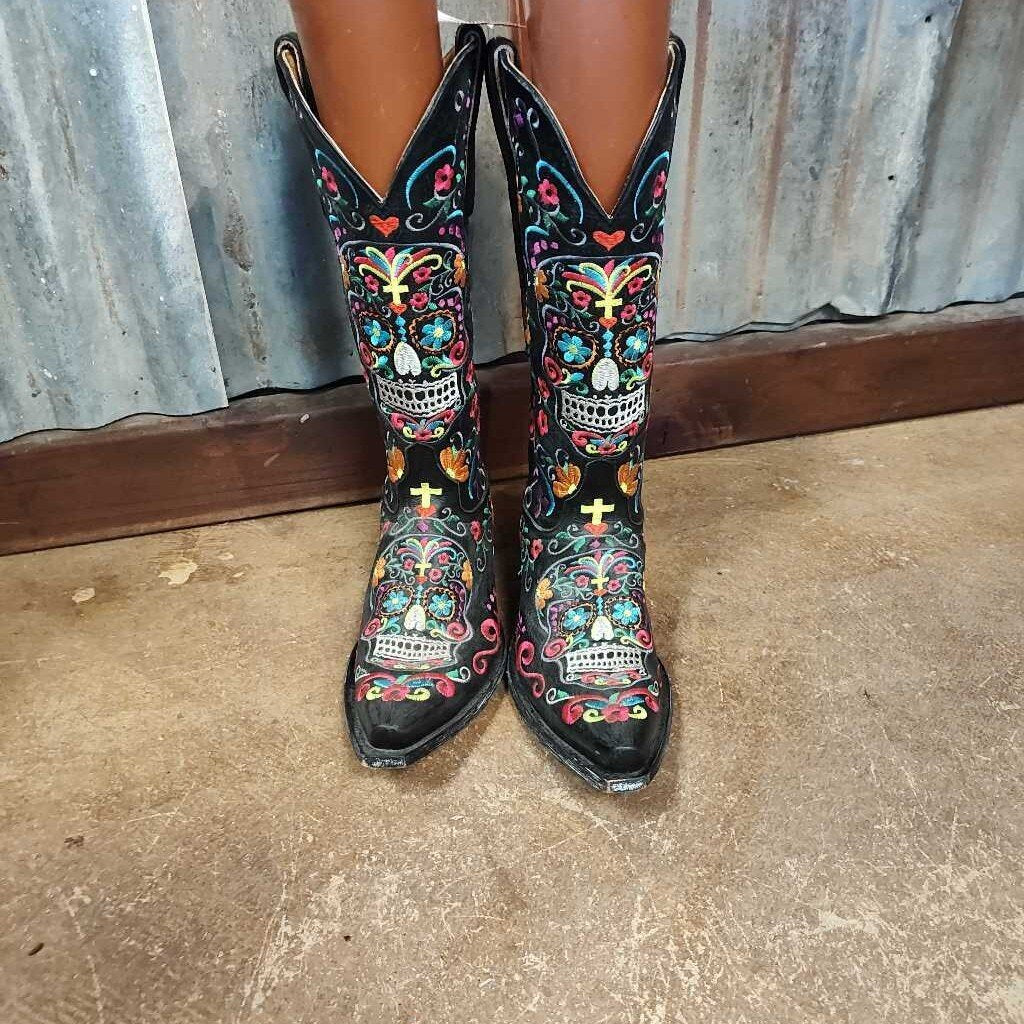 Beautiful ladies boots