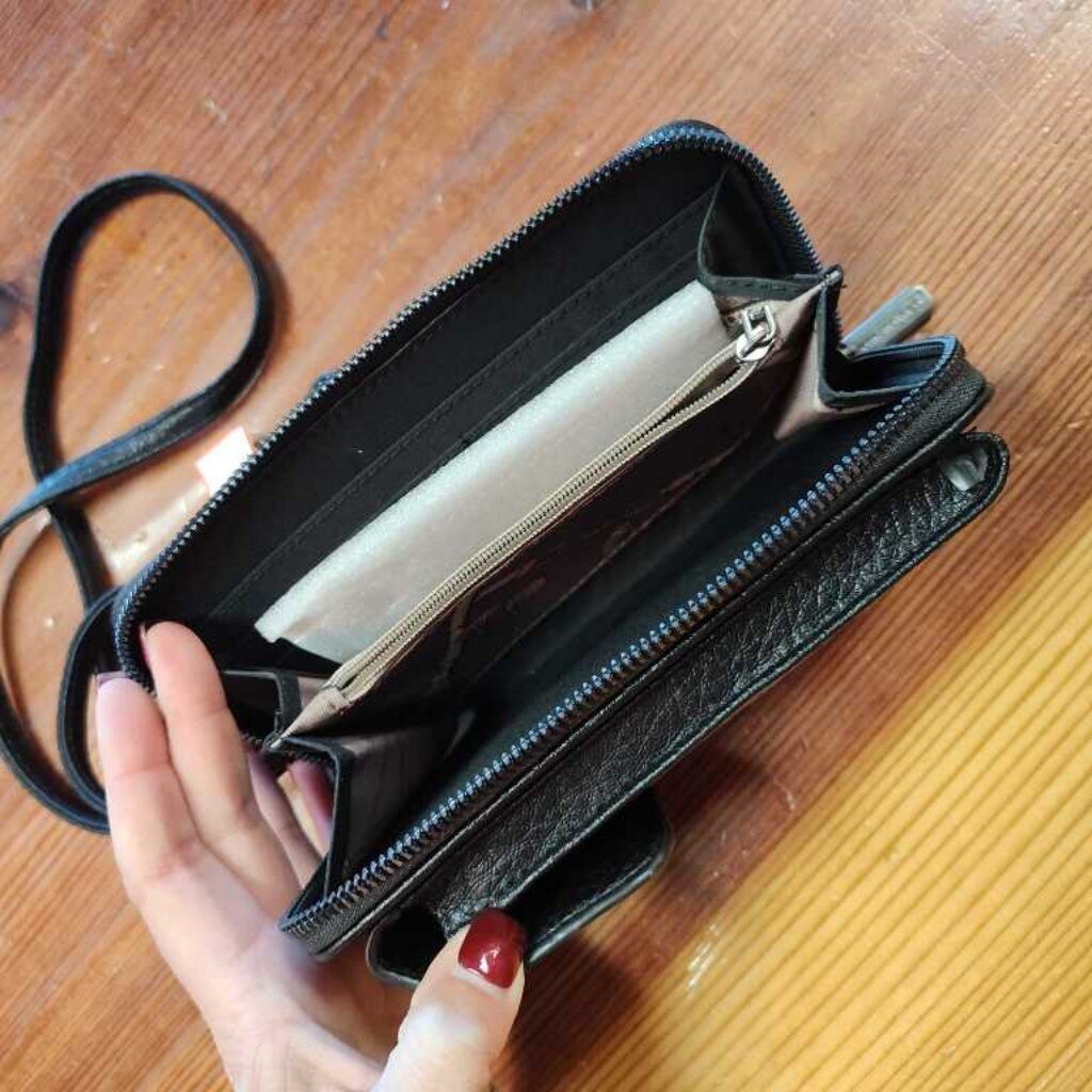 small wallet purse with phone holder