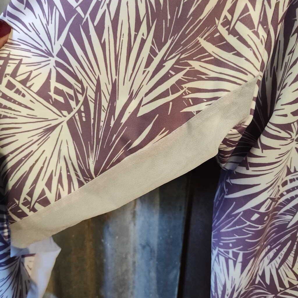 New with tags- ladies long sleeve