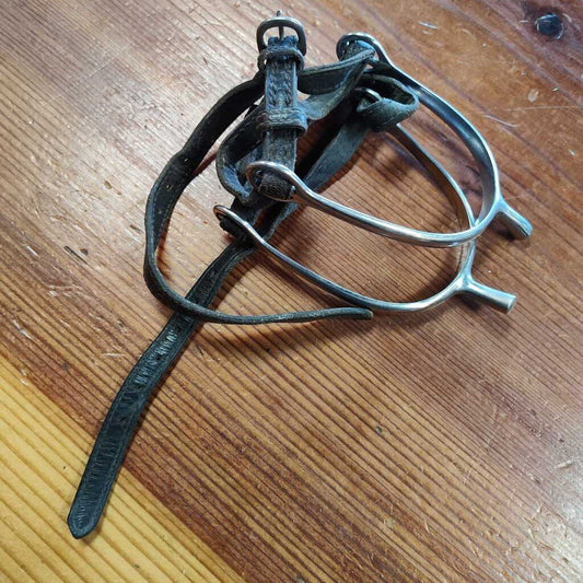 Spurs and spur straps