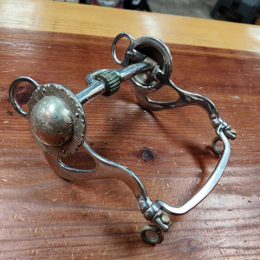 Low port with roller