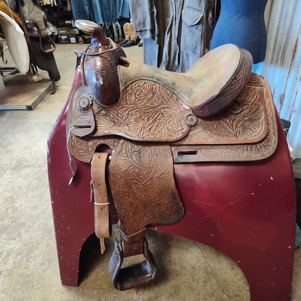 Great all around/ trail saddle