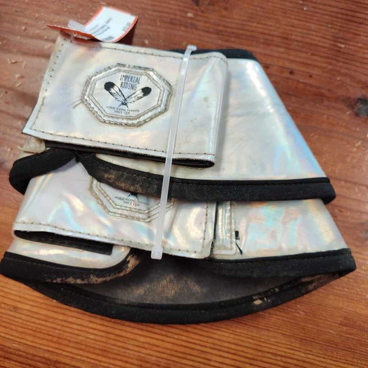shiny silver-