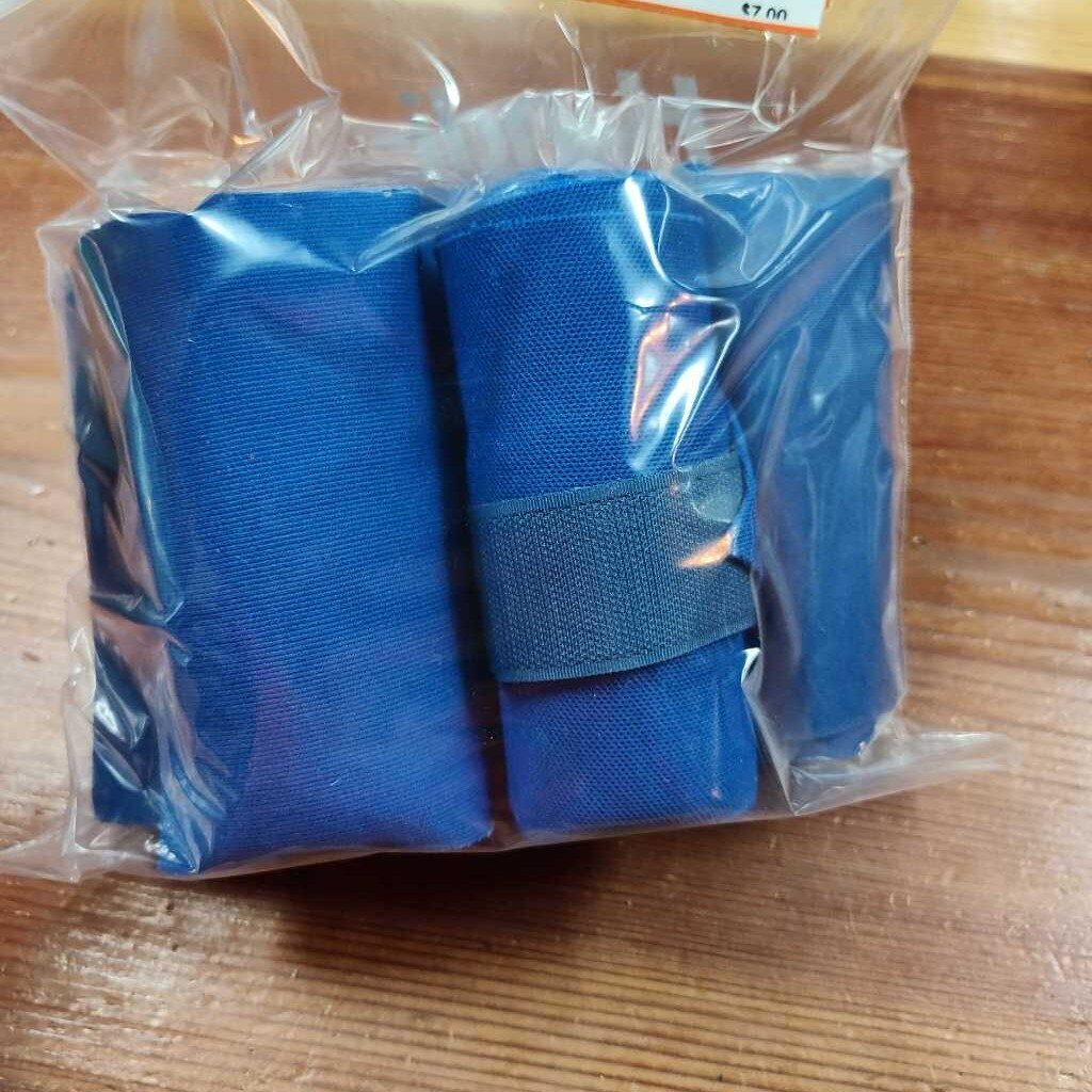 Set of (5) standing wraps