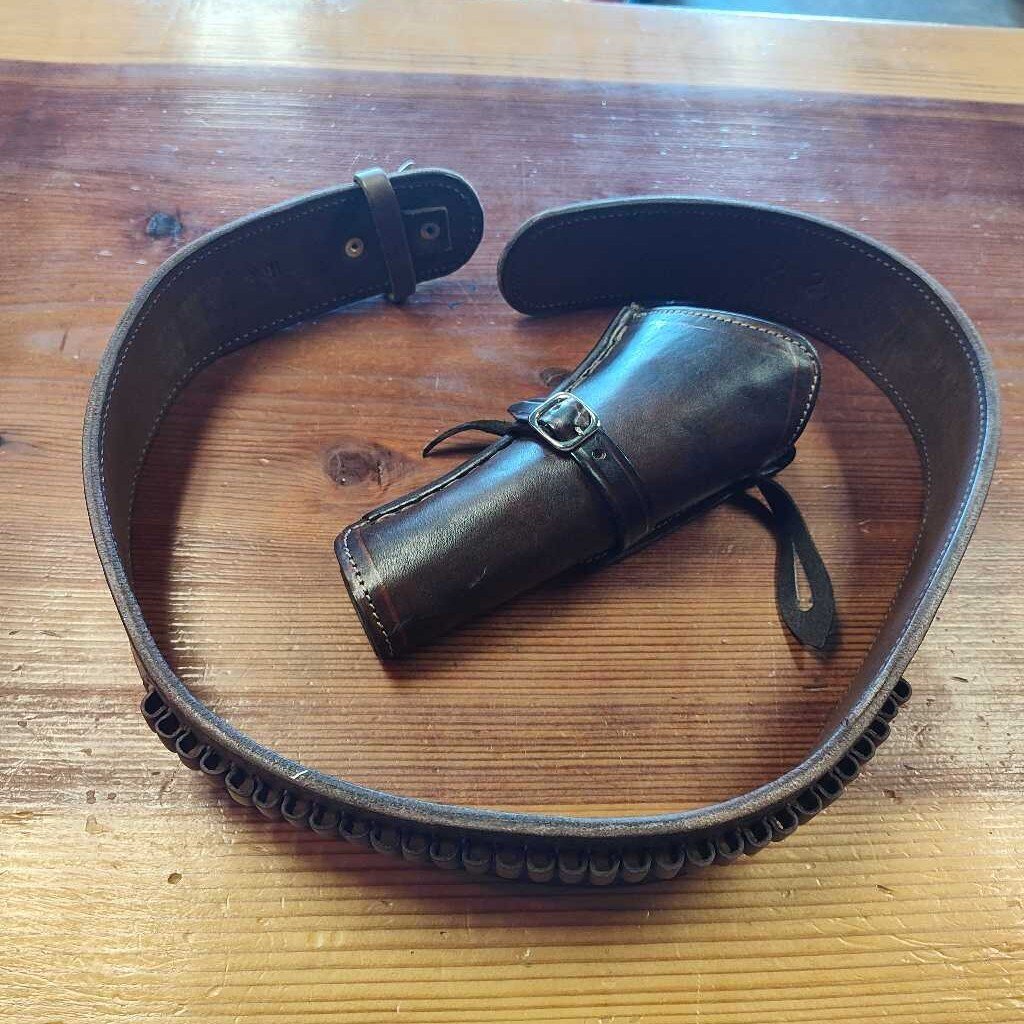 Gun holster and belt