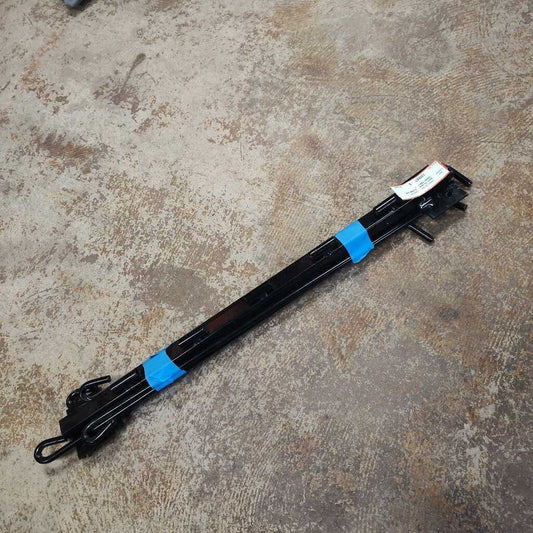 Saddle pad holder