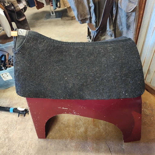 Wool pad liner