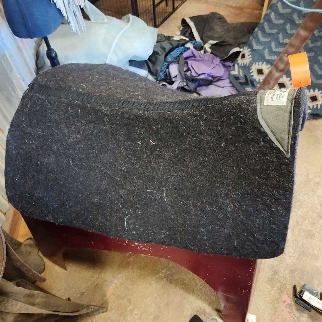 Wool pad liner