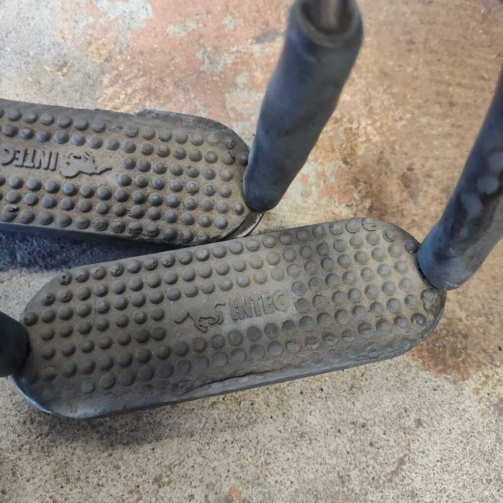 Flex irons