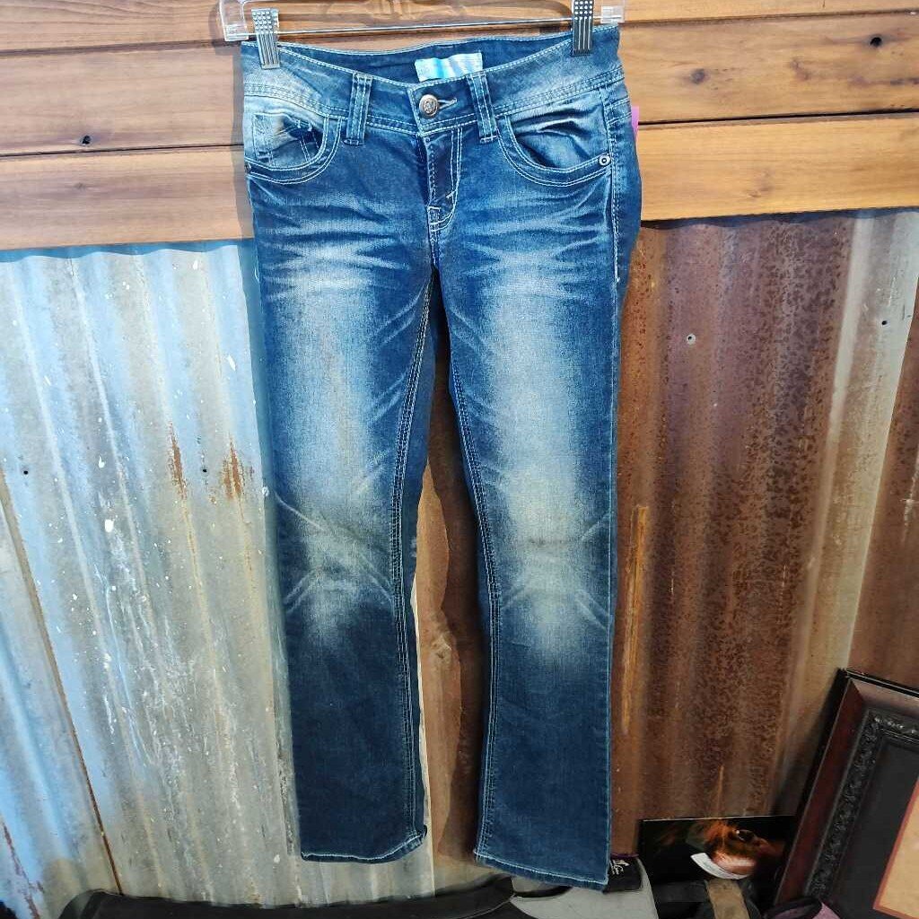 Boot cut