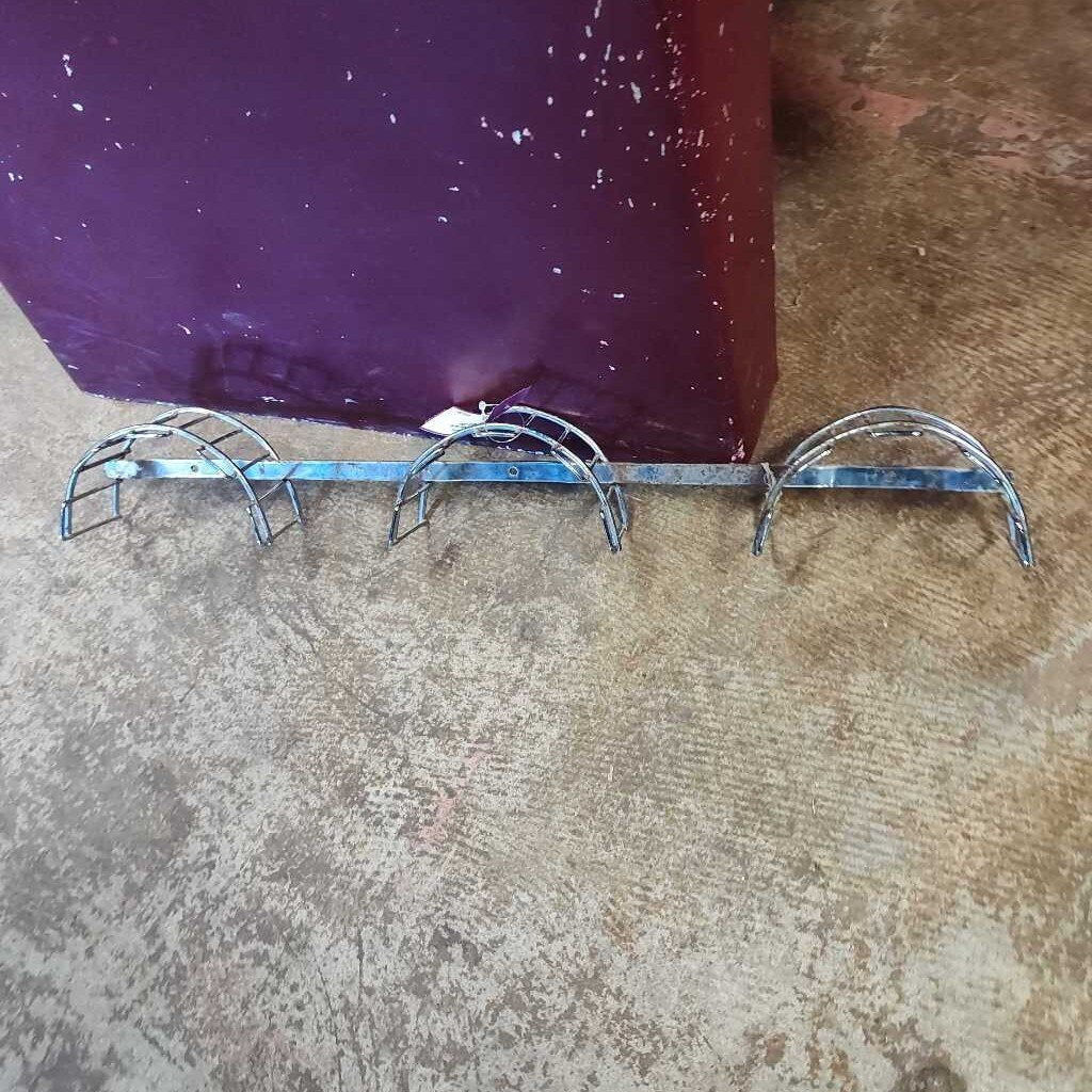 Bridle rack- wall mounted