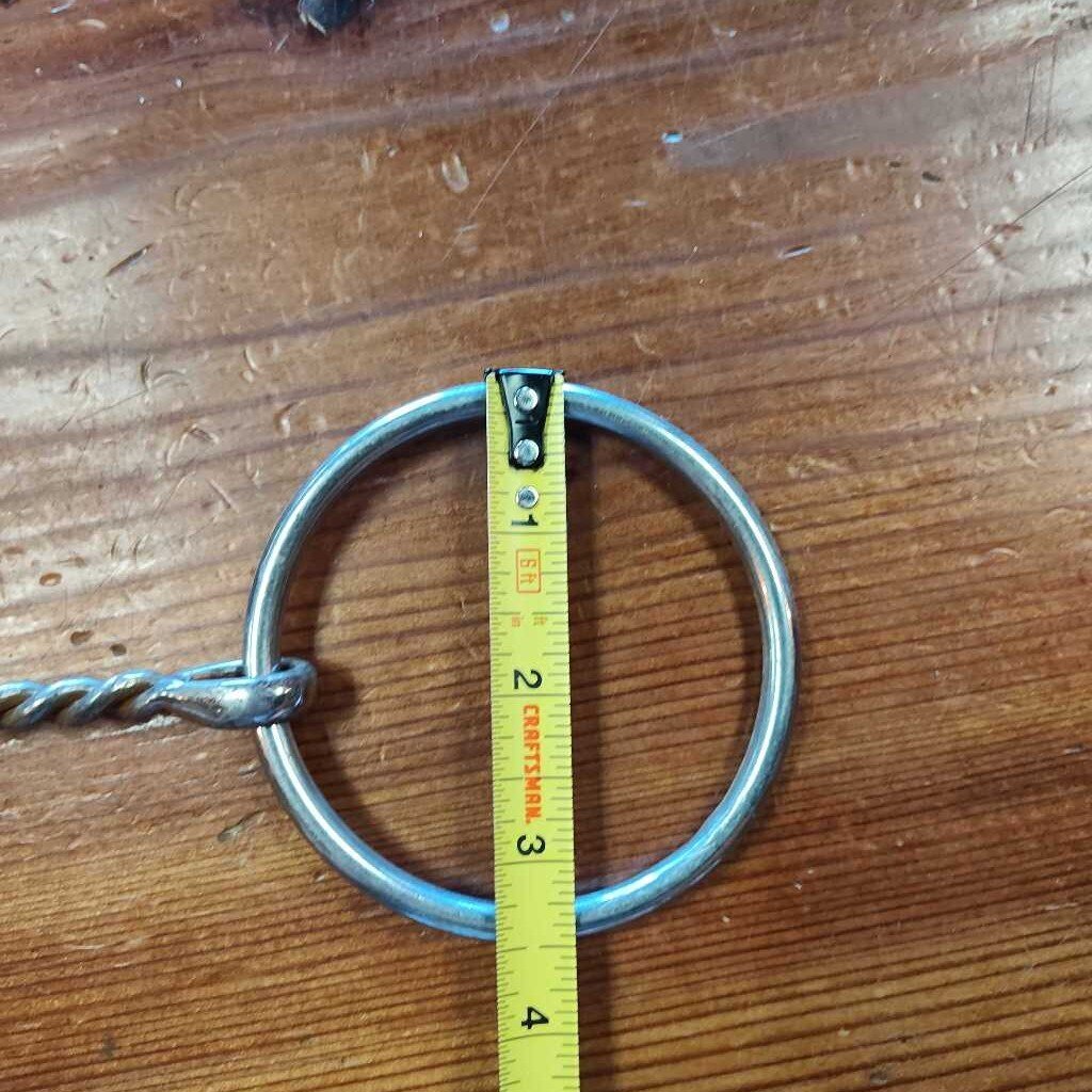 Loose ring twisted wire