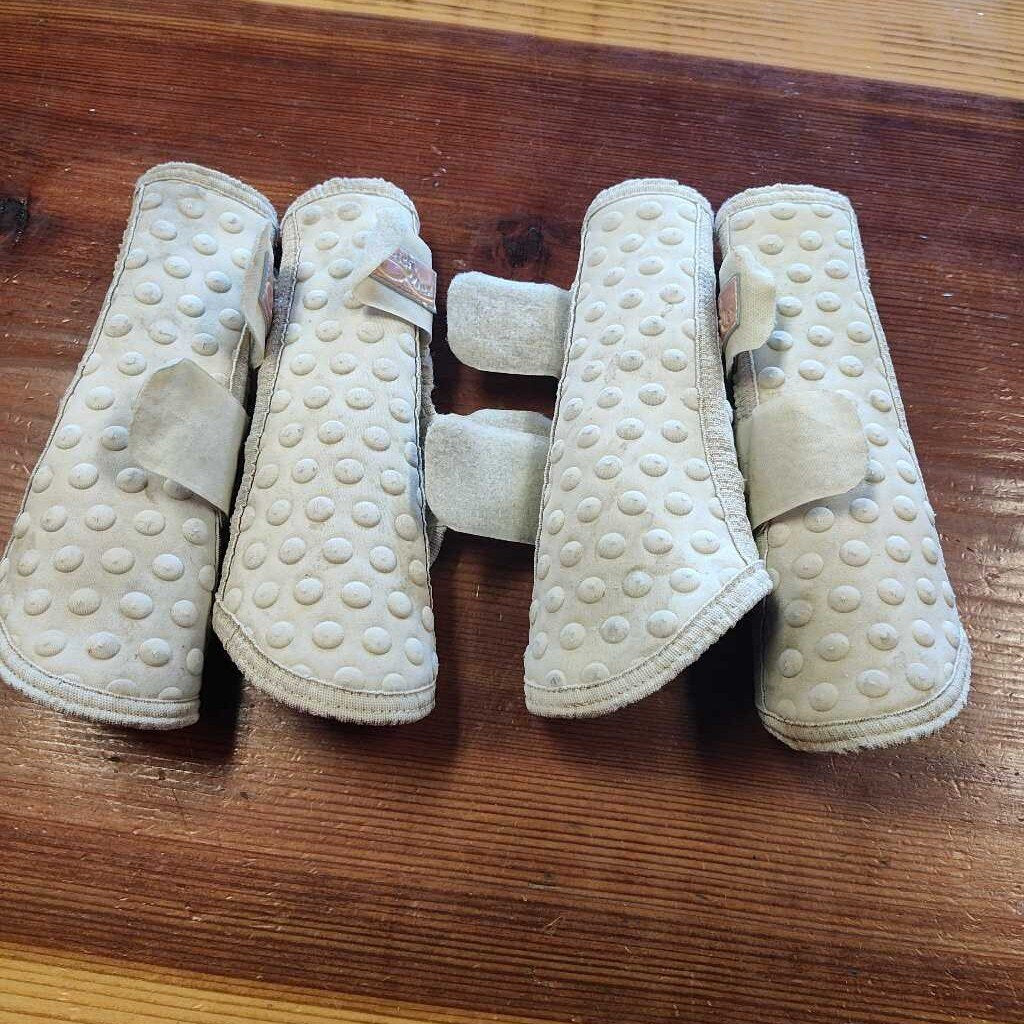 Set of 4 soft brushing style boots
