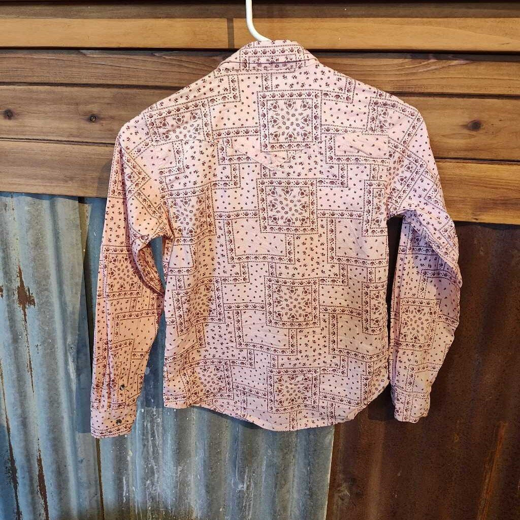Long sleeve snap front