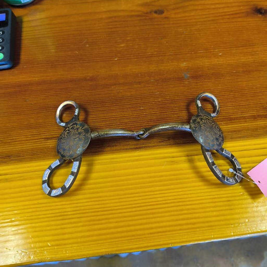 Short shank Snaffle- concho