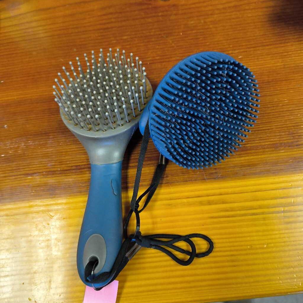 (2) oster brushes