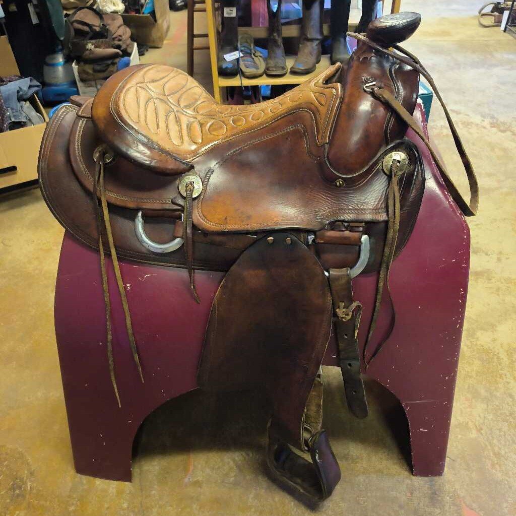 Starter saddle
