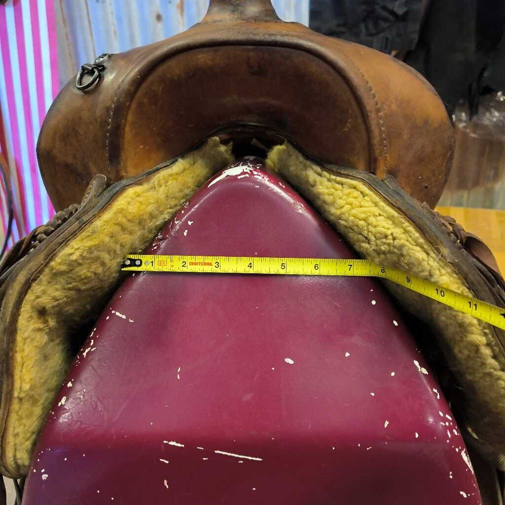 Ranch saddle