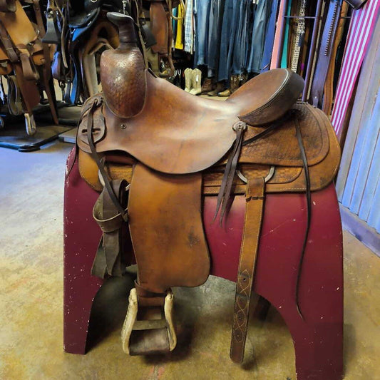 Ranch saddle