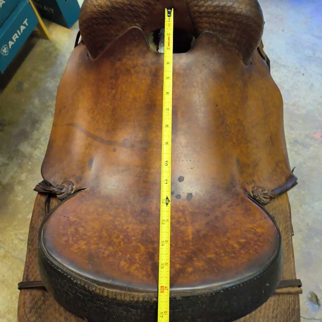 Ranch saddle