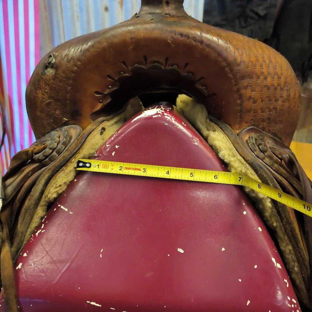 Ranch saddle